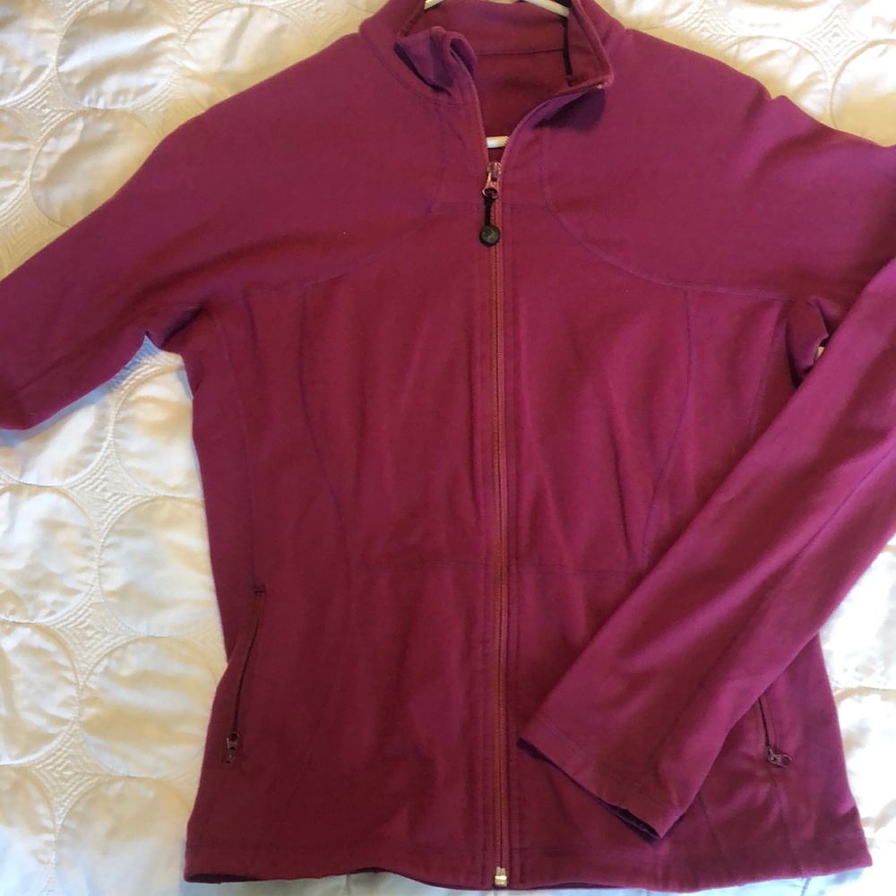 Lululemon maroon zip jacket size 6